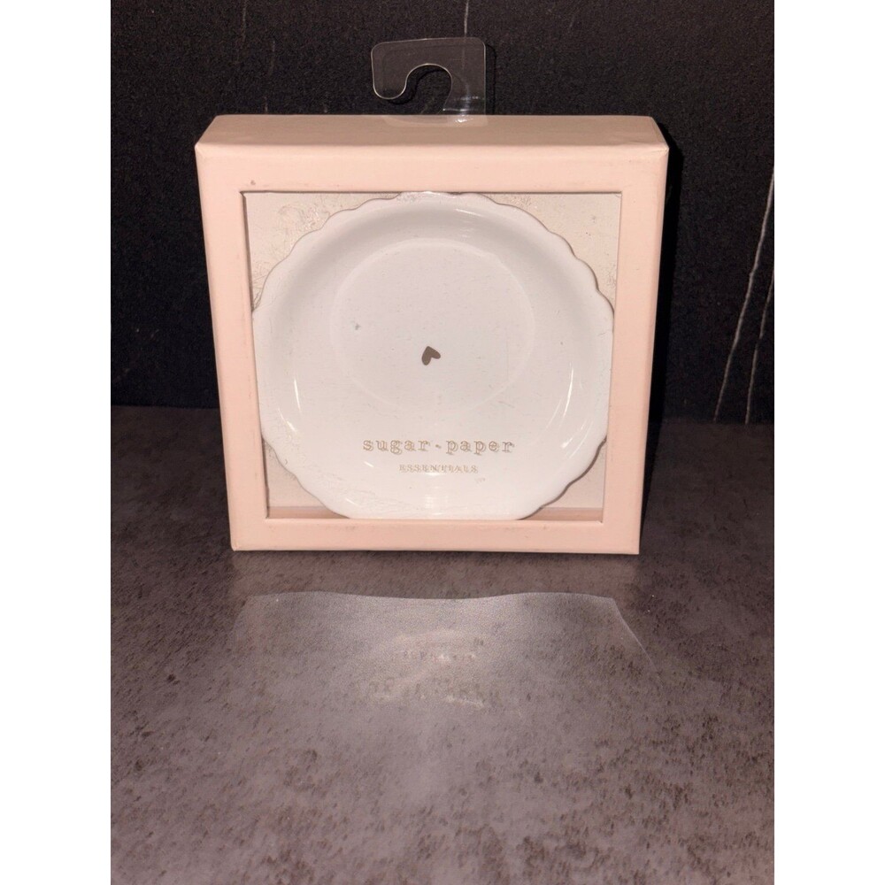 Sugar Paper Essential Trinket Tray